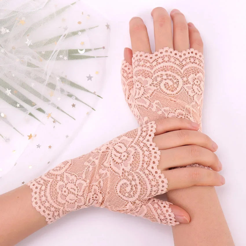 1 Pair Fingerless Lace Gloves